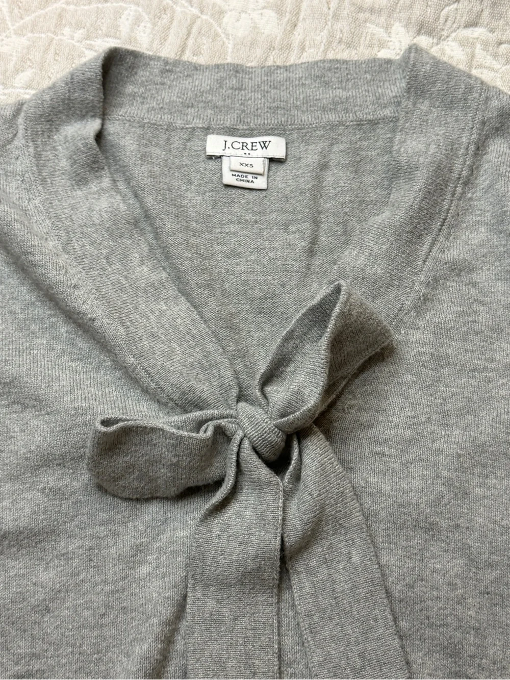 J.Crew Women's Gray Knit Short Sleeve Tie-Front V-Neck Top Size XXS